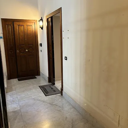 Adrian's Guests House 那不勒斯