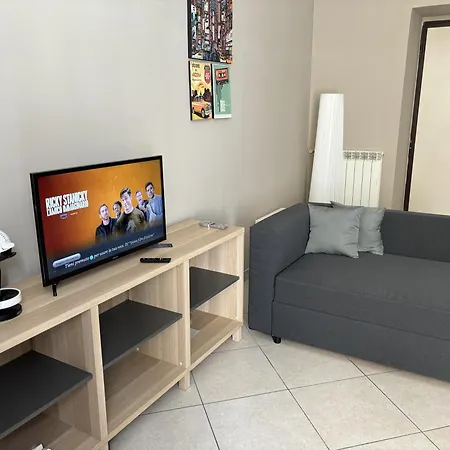 Adrian's Guests House